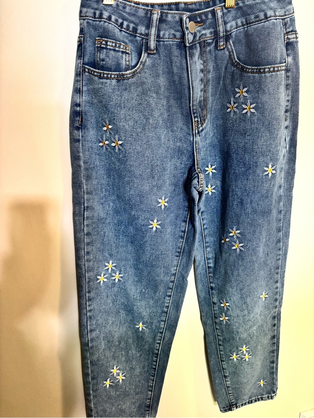 Embroidered Daisy High-Rise Women’s Jeans - Blue